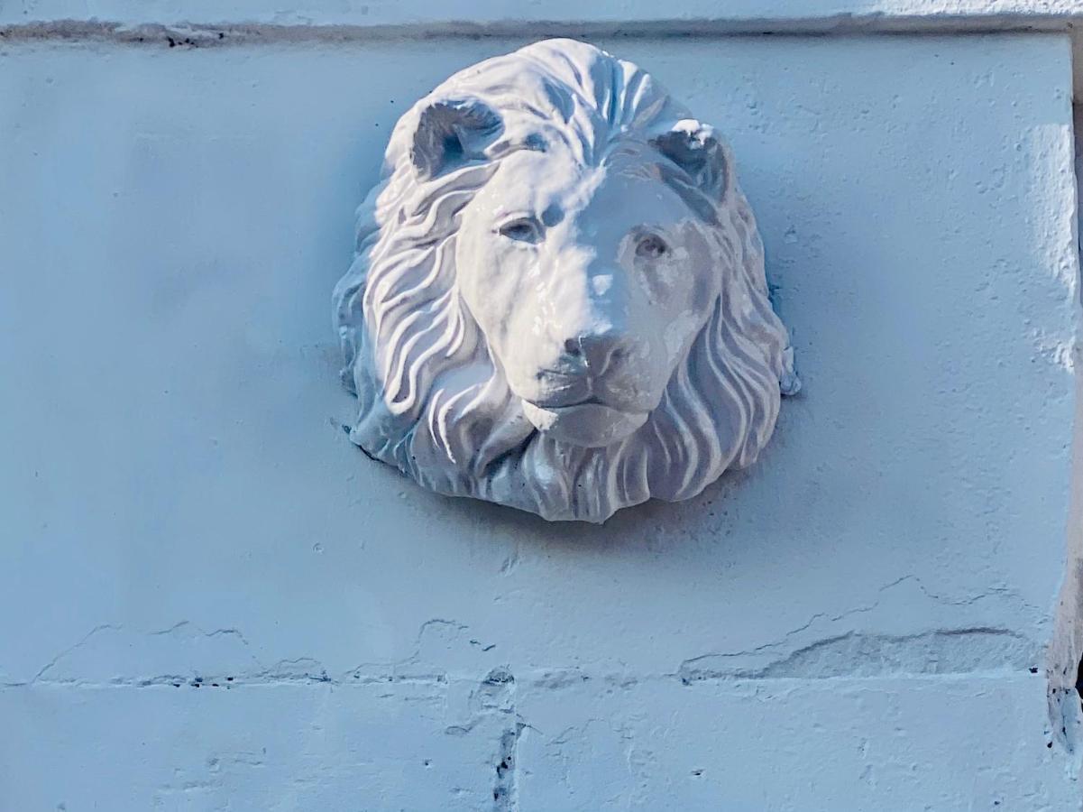 The Sleeping Lion - Dunoon Holiday Home Buitenkant foto